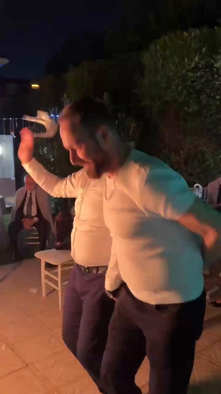 2f932069-4793-49dd-9c30-860530ec04cf.mp4