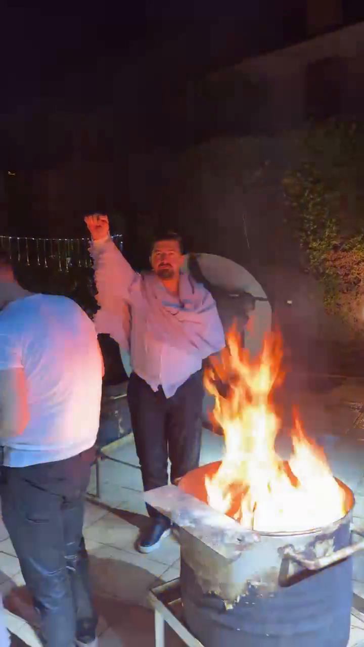 9d880f93-a7fd-45d8-b142-09129b4ab556.mp4