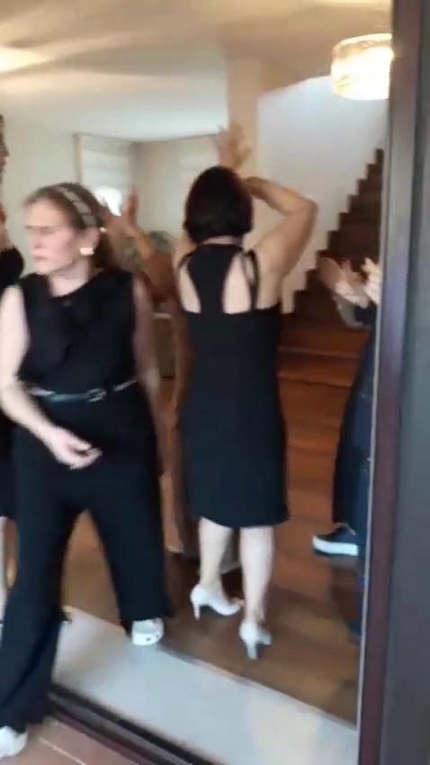 a6e8c66f-3020-41e5-af44-48d4b10254fd.mp4